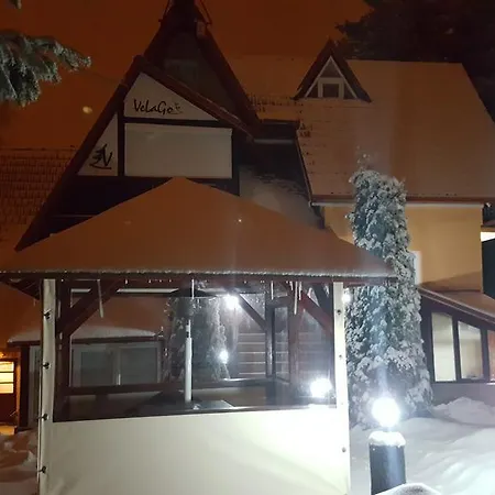 Velago Apartman *